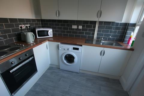 4 bedroom house share to rent, Princes Road, Ellesmere Port, Cheshire. CH65