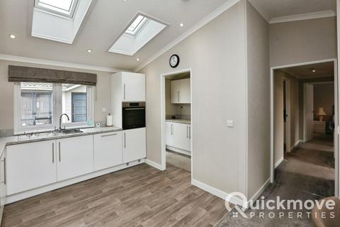 undefined, Southampton, Hampshire, SO31