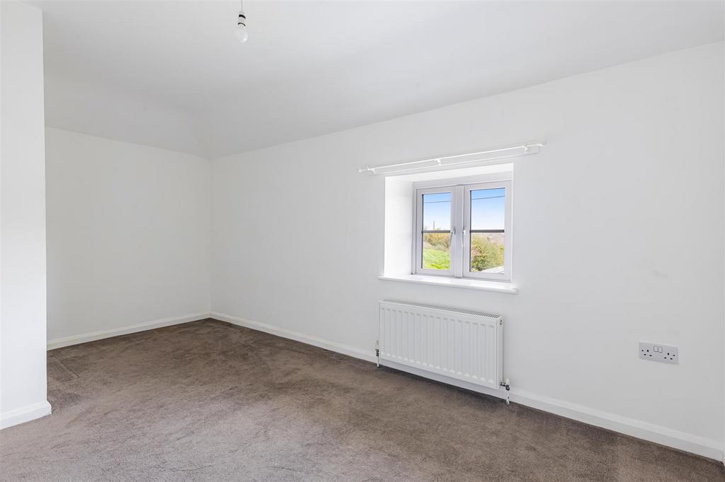 A22 - 2 Nutcombe Cottages, East Allington - 251017