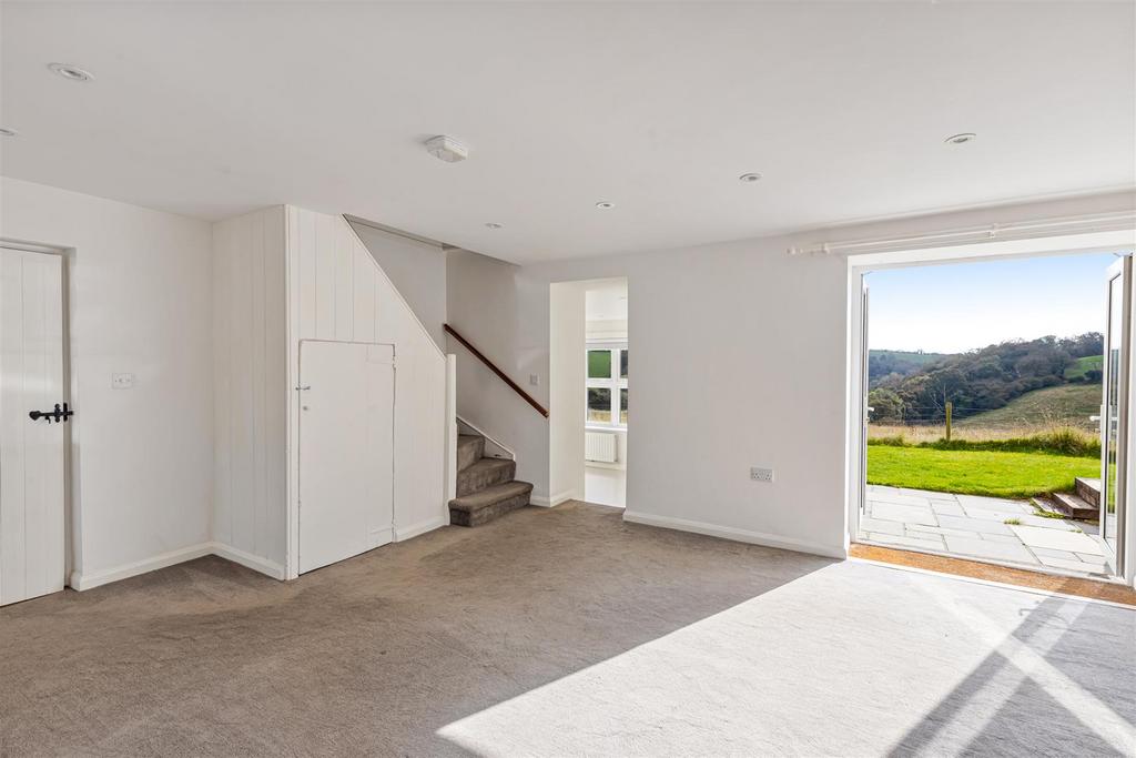 A14 - 2 Nutcombe Cottages, East Allington - 251017