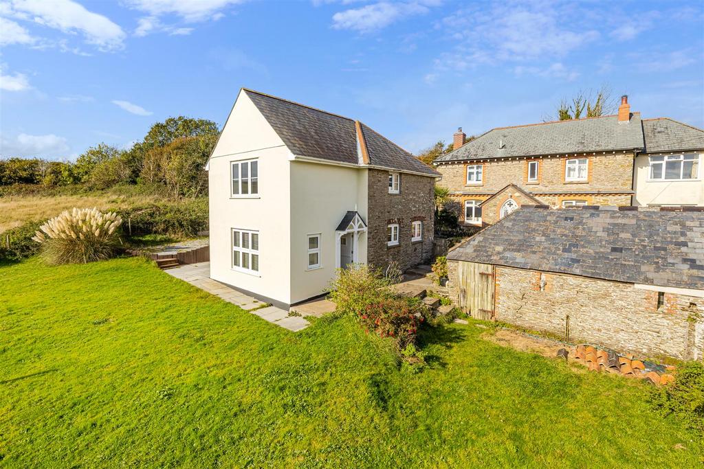 A06 - 2 Nutcombe Cottages, East Allington - 251017