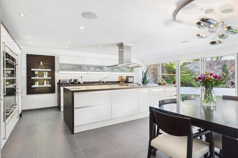 4 bedroom house for sale, Spacious 4-Bedroom Home in the Heart of St. Martin
