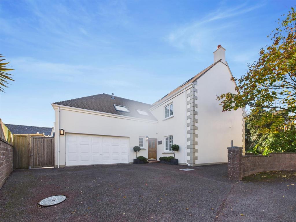 CAM05469 G0-PR0013-STILL039.jpg