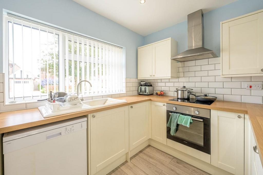 Kitchen Area 1