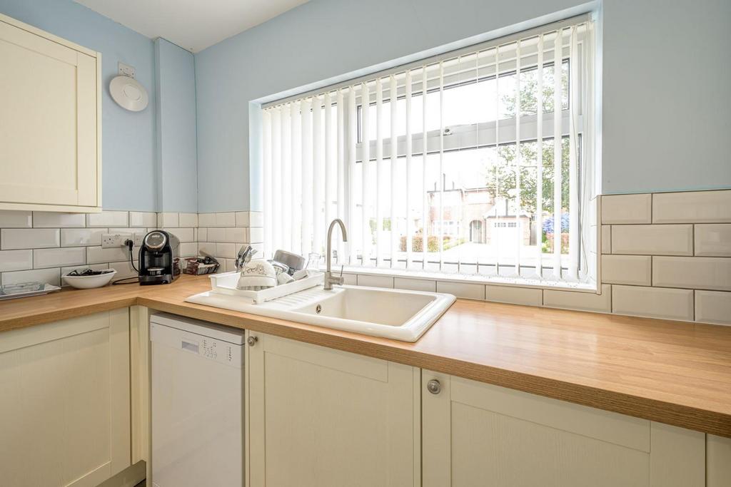 Kitchen Area 2