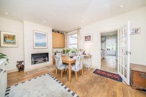 undefined, Haliburton Road, Twickenham TW1