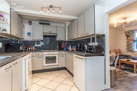 5 bedroom semi-detached house to rent, The Avenue, Brighton