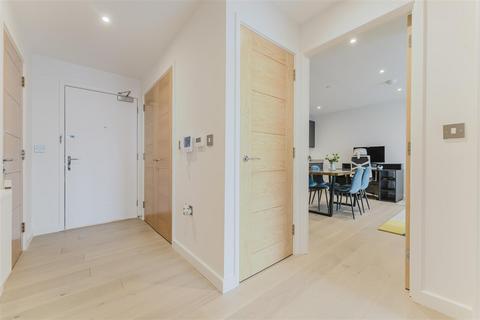 undefined, Ipswich Court, Hanwell