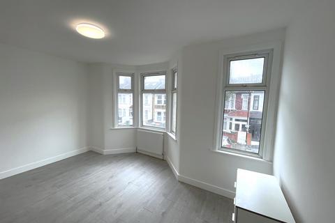 undefined, Goldsmith Avenue, London E12
