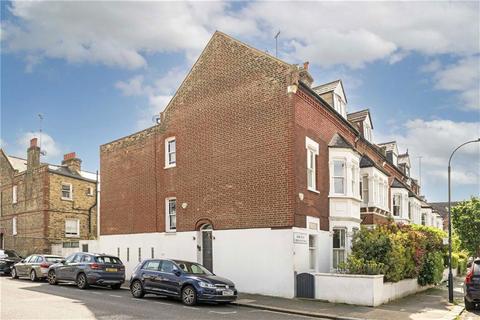 Dorville Crescent, London W6