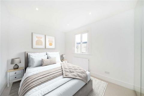 2 bedroom flat for sale, Dorville Crescent, London W6
