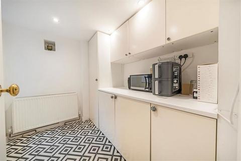 6a Dunollie Road, London, NW5 2XP