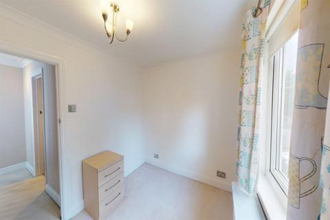 2 bedroom semi-detached house for sale, Smarts Lane, Loughton, IG10