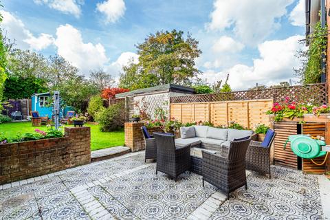 undefined, Cell Barnes Lane, Hertfordshire AL1