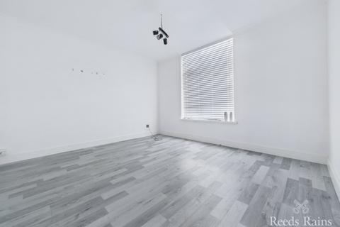 3 bedroom semi-detached house for sale, Ravensworth Road, Durham DL17