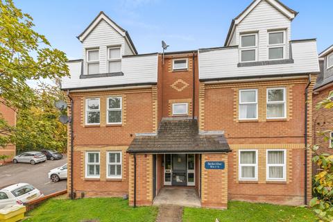 2 bedroom flat for sale, West Wycombe Road, High Wycombe, HP12