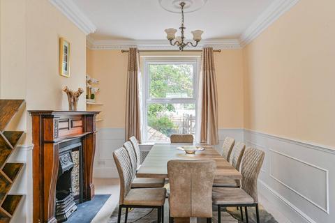 3 bedroom maisonette to rent, Alpha Road, New Cross, London, SE14