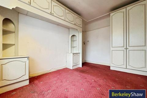 undefined, Burdett Road, Liverpool