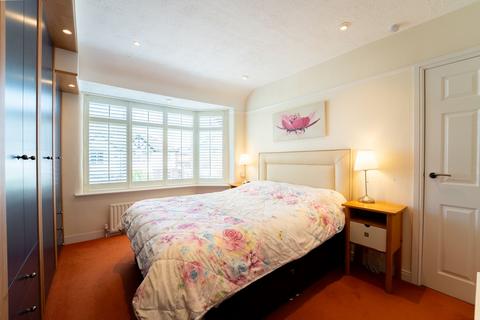 3 bedroom semi-detached house for sale, Sandileigh Avenue, Altrincham WA15