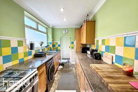3 bedroom terraced house for sale, Repton Road, Nottingham