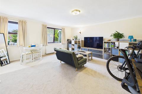 2 bedroom apartment for sale, Hales Road, Cheltenham, Gloucestershire, GL52