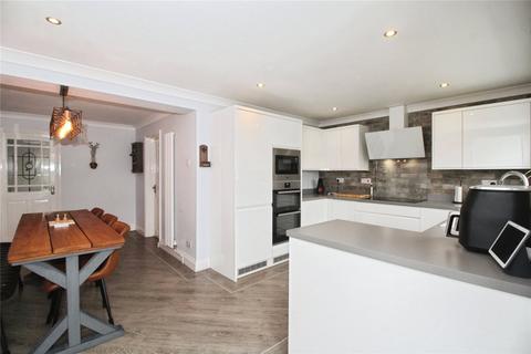 4 bedroom detached house for sale, Clifton Way, Leicestershire LE10