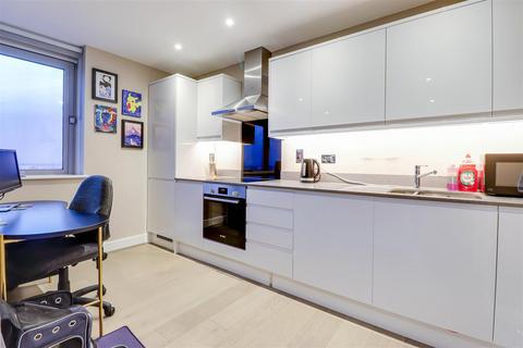 undefined, Southchurch Road, Southend-on-Sea SS1