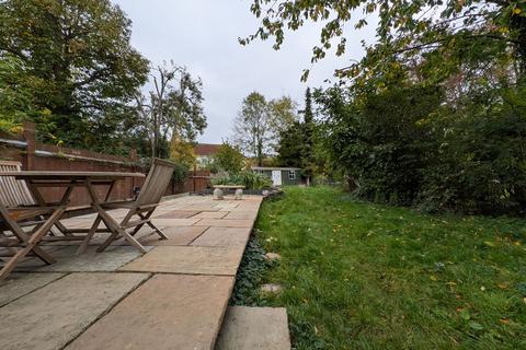 11 Greenhill Avenue, Caterham, CR3 6PR