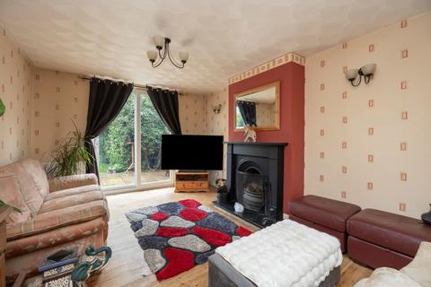 11 Greenhill Avenue, Caterham, CR3 6PR