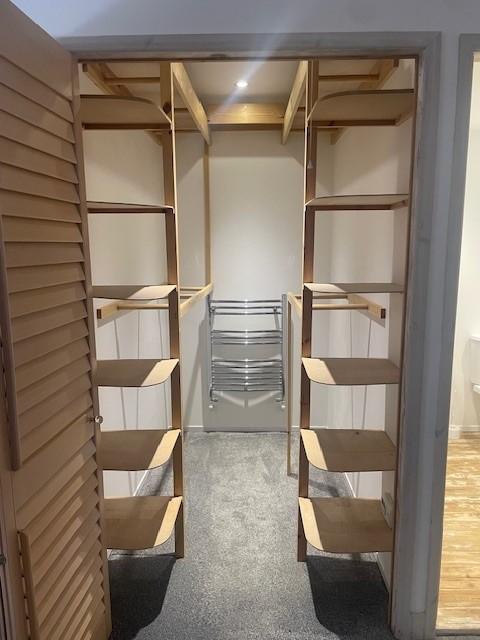 Master Bedroom Walk In Wardrobe