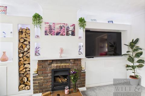 4 bedroom detached house for sale, Beauport Home Farm Close, St. Leonards-On-Sea