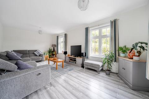 4 bedroom detached house for sale, Churchill Close, Hampshire PO7