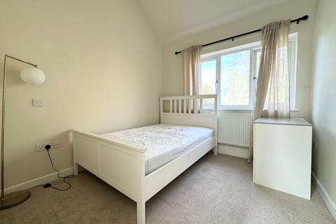 2 bedroom apartment to rent, 60c Upper Tulse Hill, London SW2