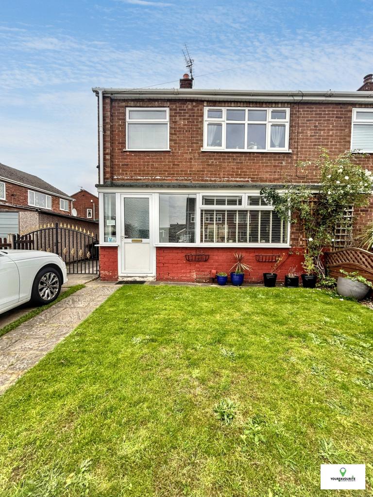 3 bed semi-detached house for sale Low Leys Road,
