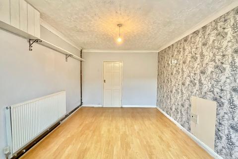 2 bedroom terraced house for sale, Uttoxeter Road, Stoke-On-Trent ST10