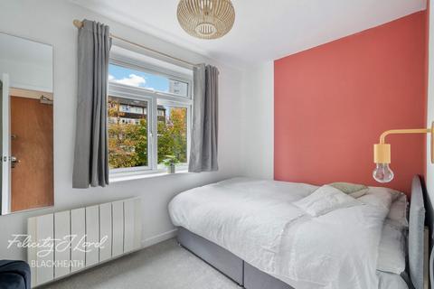 undefined, Lansdowne Lane, London