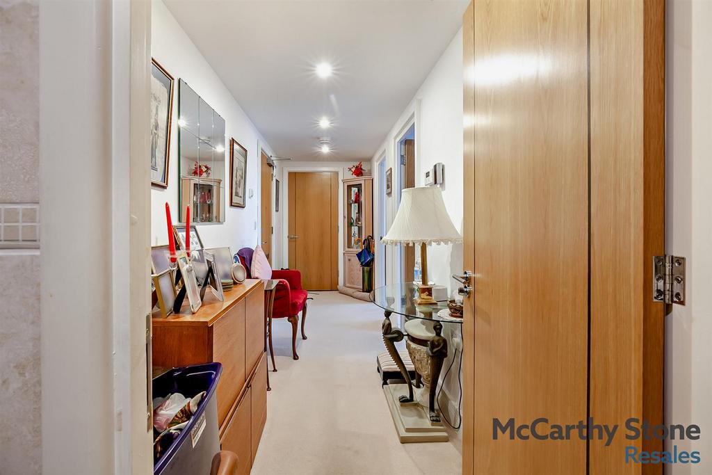 8666943-interior11-800.jpg