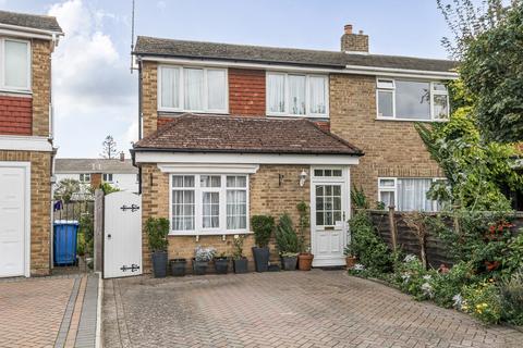 Rye Close, Farnborough, Hampshire