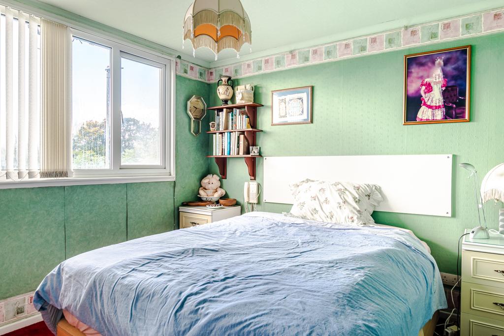 Bedroom2a