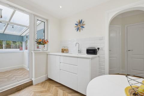 1 bedroom terraced house for sale, Folkestone Road, East Ham, London, E6