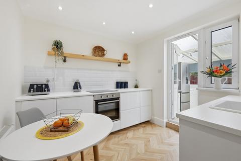 1 bedroom terraced house for sale, Folkestone Road, East Ham, London, E6