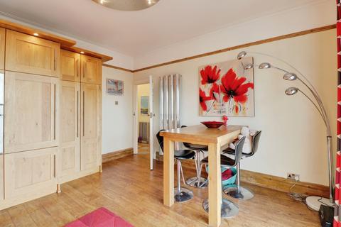 undefined, Cliff Gardens, Leigh-on-sea, SS9