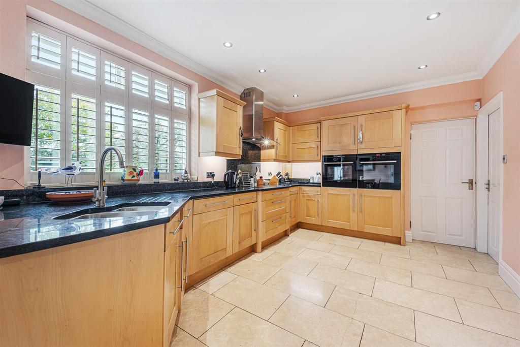 Breakfast Kitchen 5