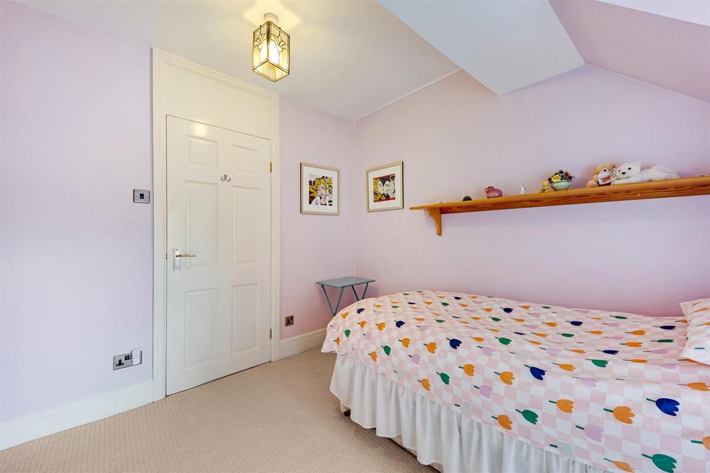 Bed 4 Aspect 2