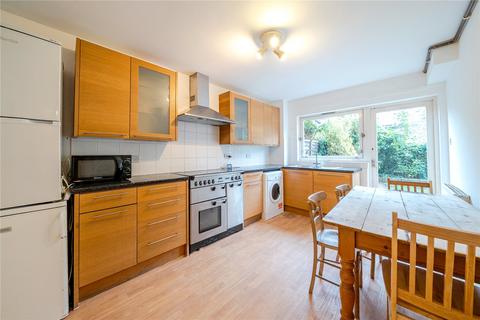 undefined, Rochelle Close, London