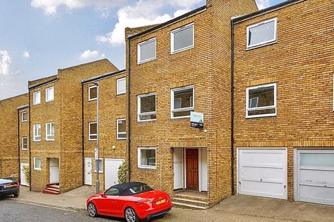 undefined, Rochelle Close, London