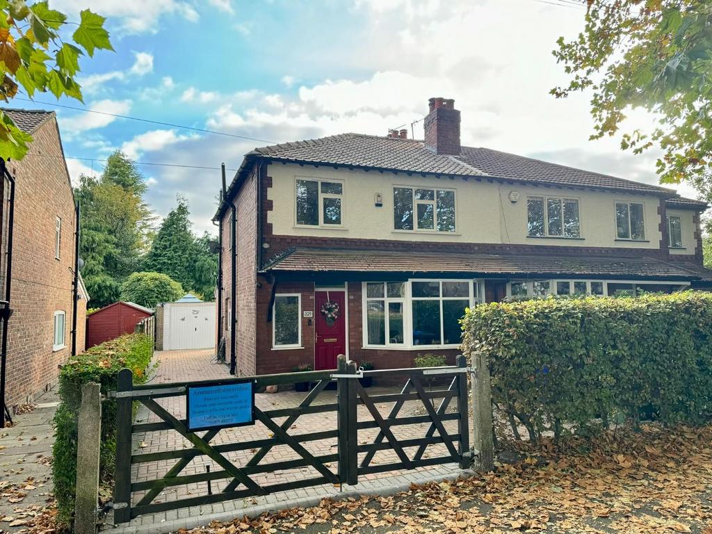 Brantingham Road, Chorlton 3 bed semi-detached house - £550,000