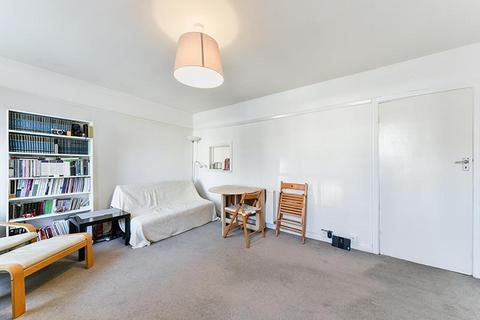 2 bedroom flat to rent, 31 32 King William Walk, Greenwich, London, SE10