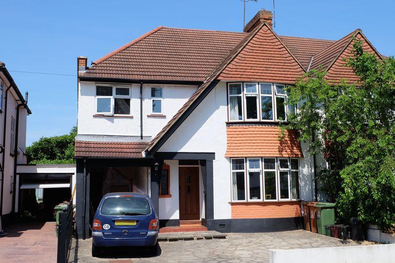 Glenhurst Avenue, Bexley 5 bed semidetached house £625,000
