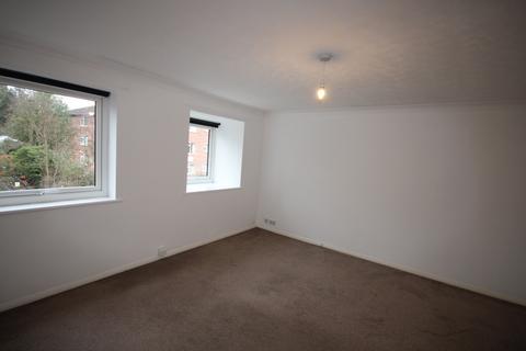 2 bedroom flat to rent, Freemans Court, York, YO30